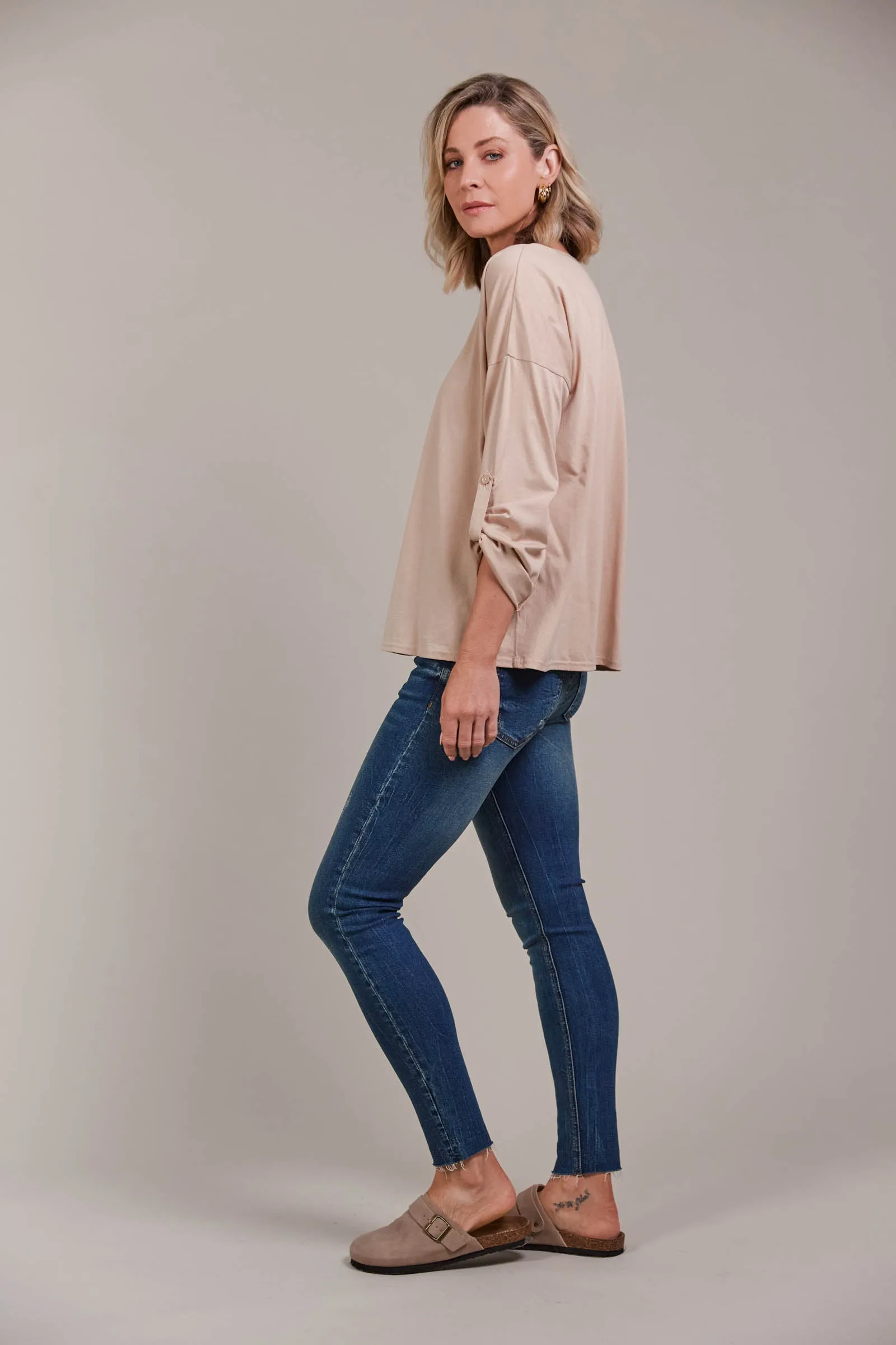 Estel Tshirt - Tusk