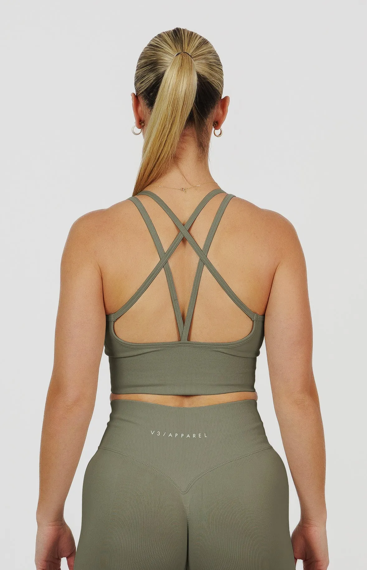 Form Seamless Scrunch Sports Bra, Leggings & Shorts Set - Olive Green