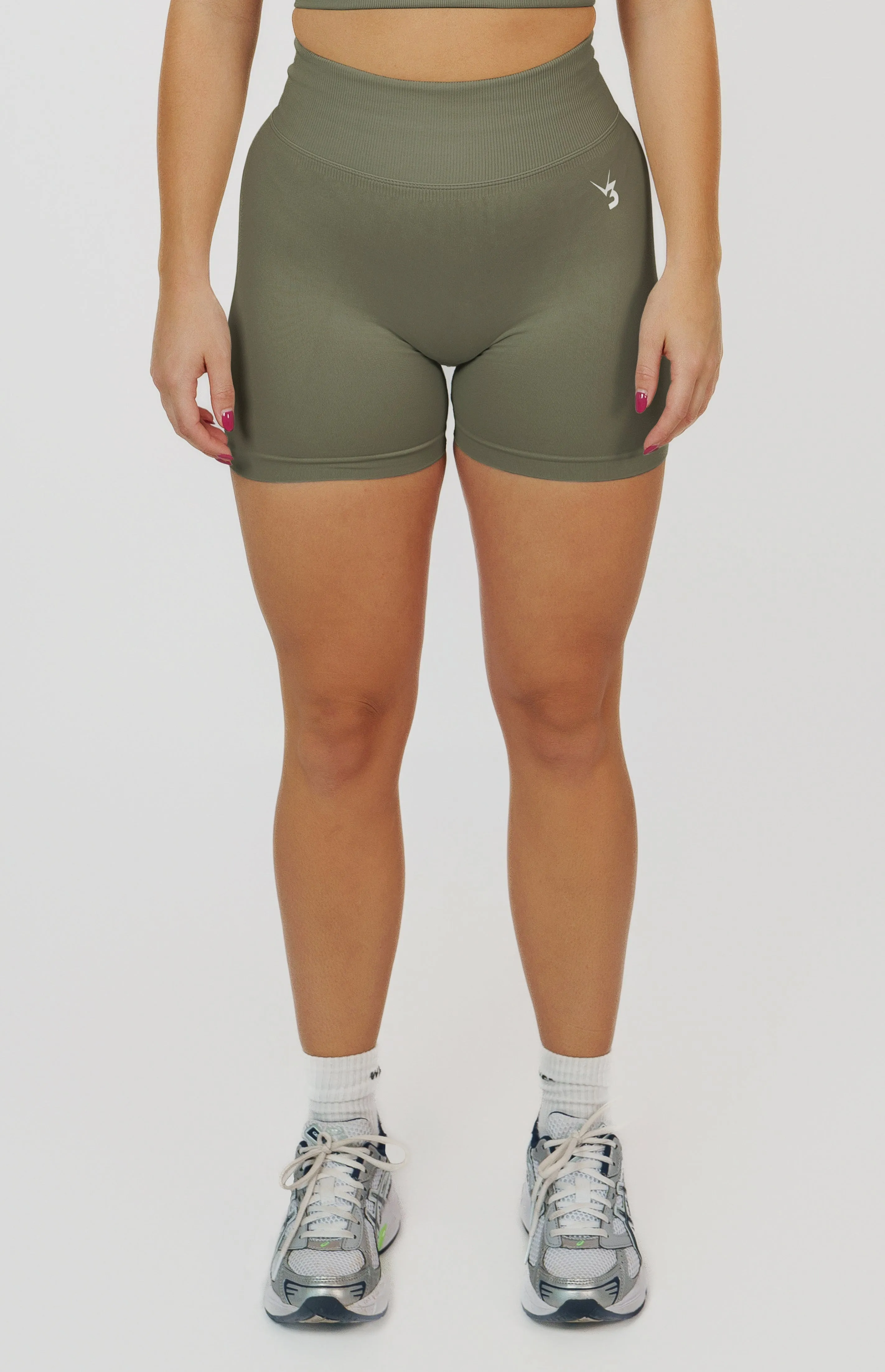 Form Seamless Scrunch Sports Bra, Leggings & Shorts Set - Olive Green