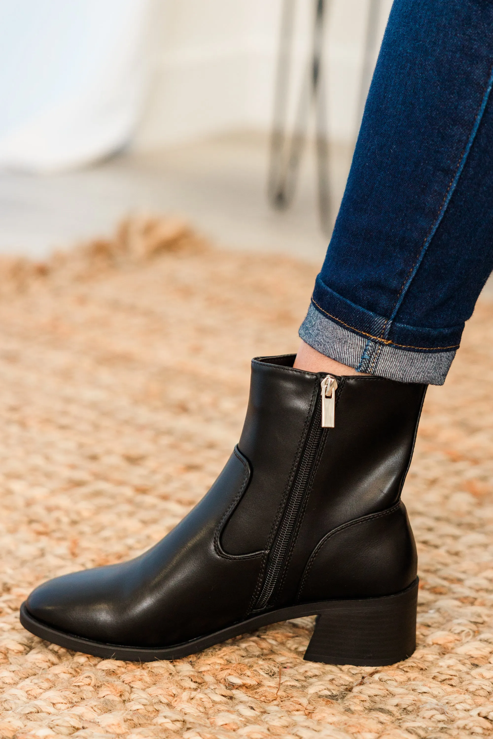 Sapphire Twilight Booties, Black
